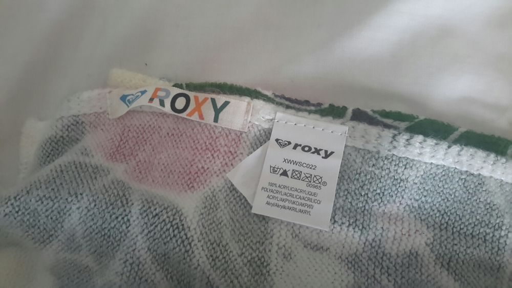 Conjunto gorro & cachecol ROXY originais (tambem vendo separado)