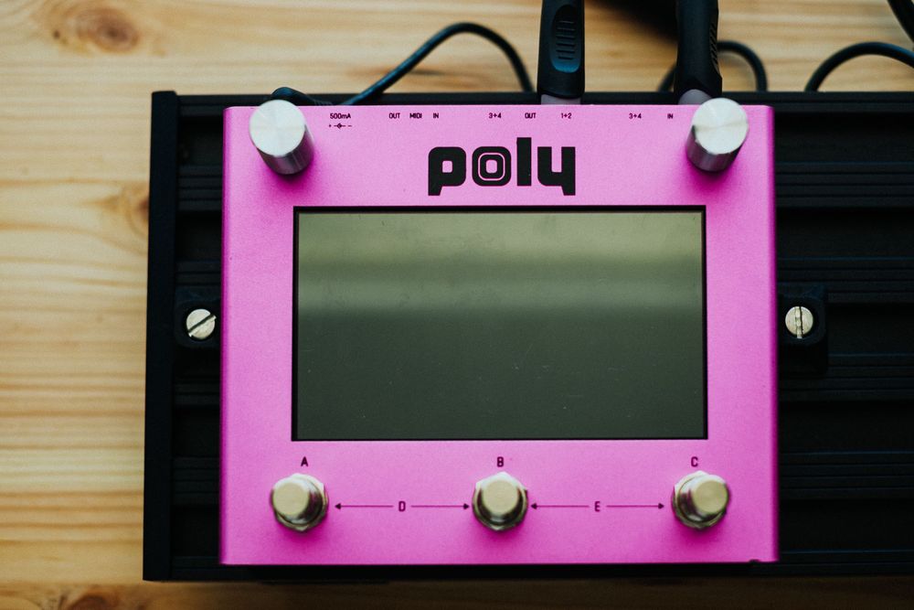Multiefeitos Poly Beebo