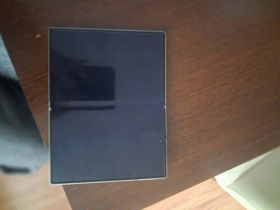 Samsung Galaxy Z fold 8