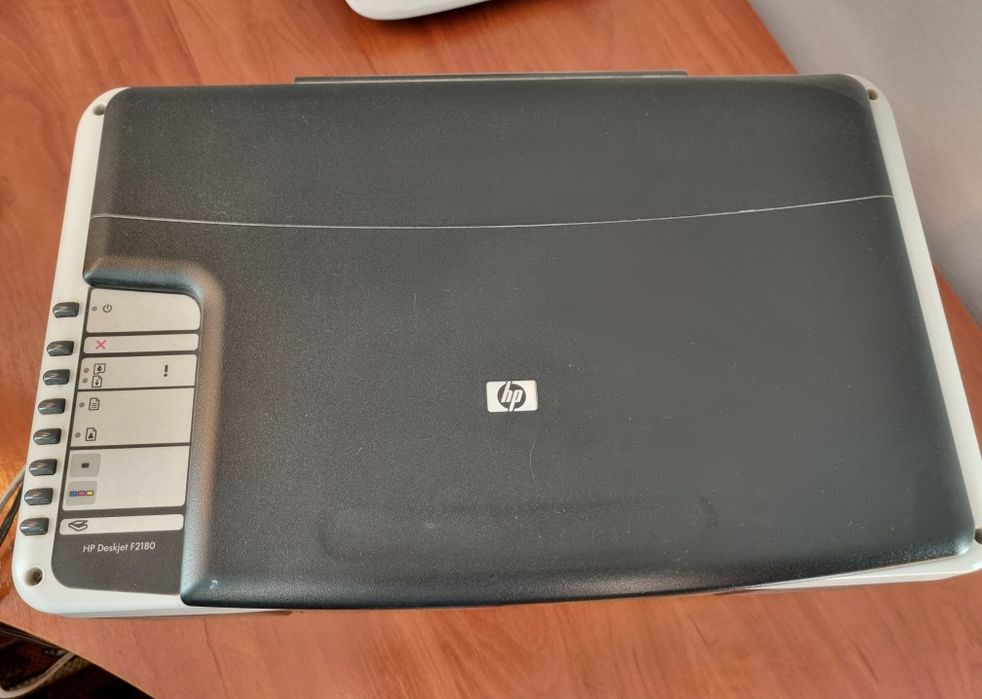 Hp DeskJet F2180 (принтер, сканер, копір)