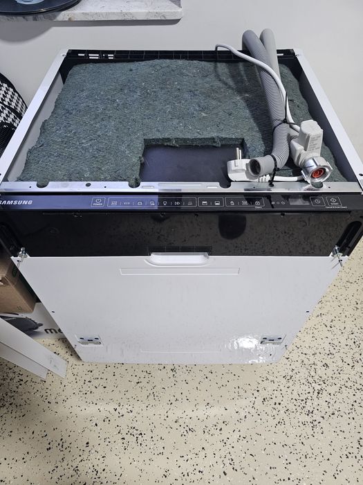 Zmywarka do zabudowy Samsung DW60M6051BB