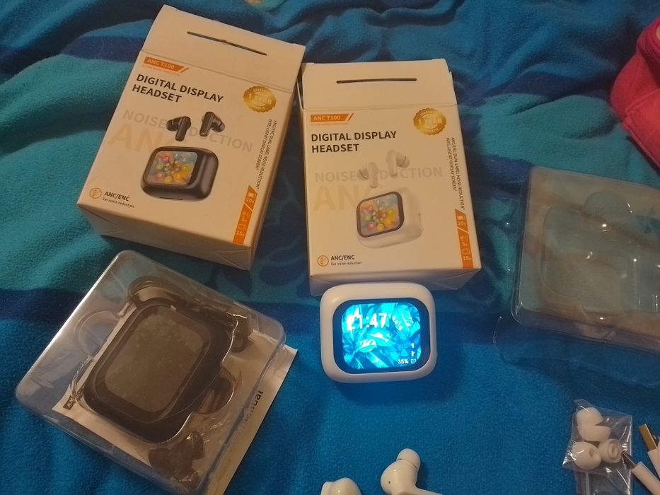 Навушники блютуз з лед єкраном