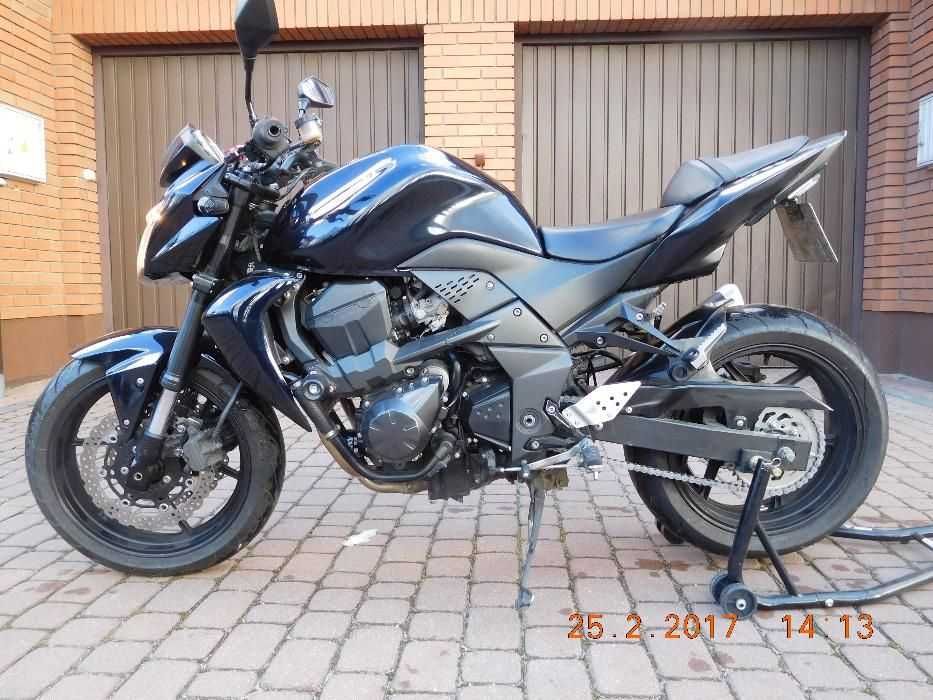 Sprzedam Kawasaki Z750 stan b.dobry.