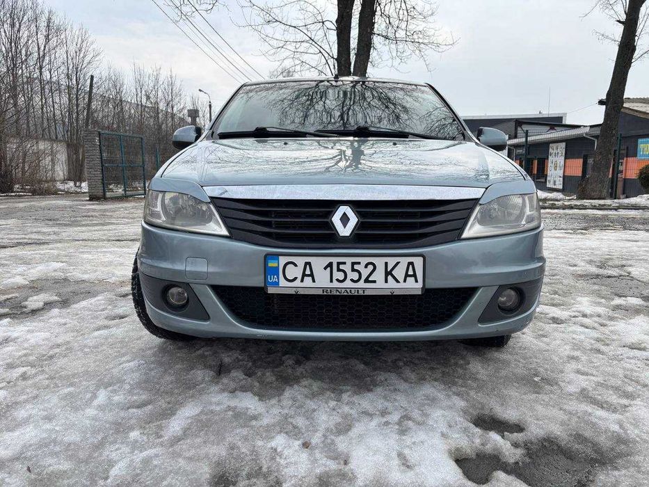Renault Logan 2010