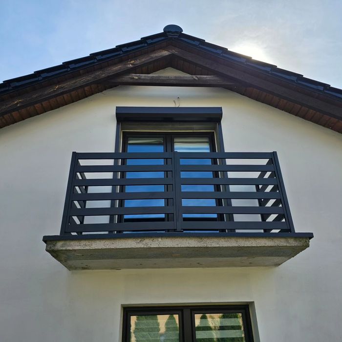 Balustrady stal nierdzewna aluminium szkło panelowe  balkon francuski