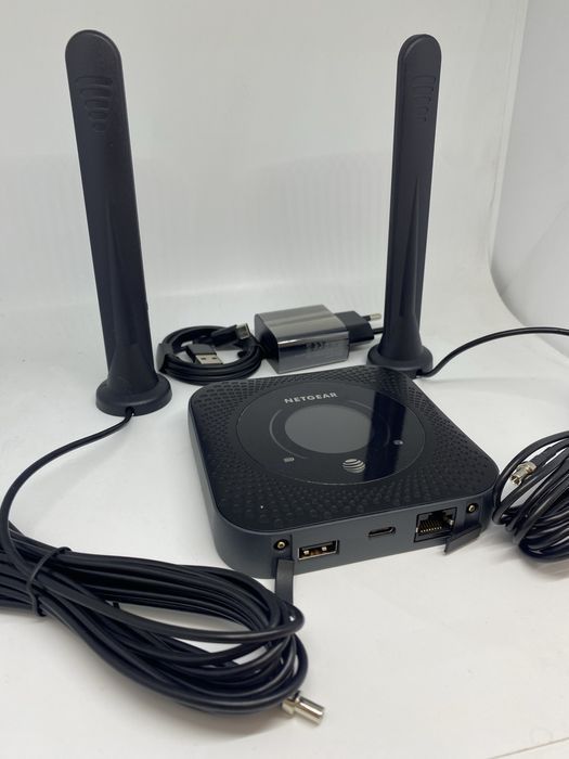Комплект NETGEAR MR1100 Nighthawk M1 + Антена 4G LTE WiFi MIMO
