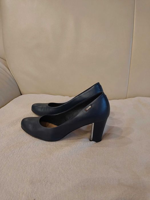 Buty czółenka Lasocki rozm. 37,5 granatowe