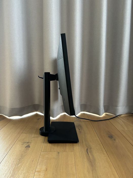 Sprzedam Monitor BenQ PD2500Q z uszkodzoną matrycą