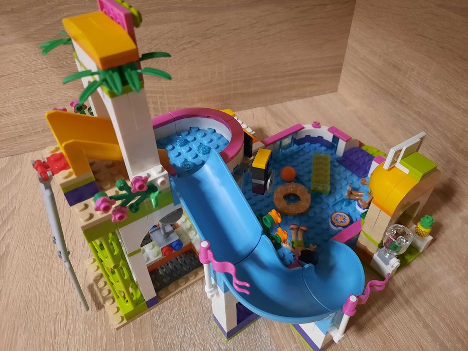 lego, 41313, impreza Andrei na basenie