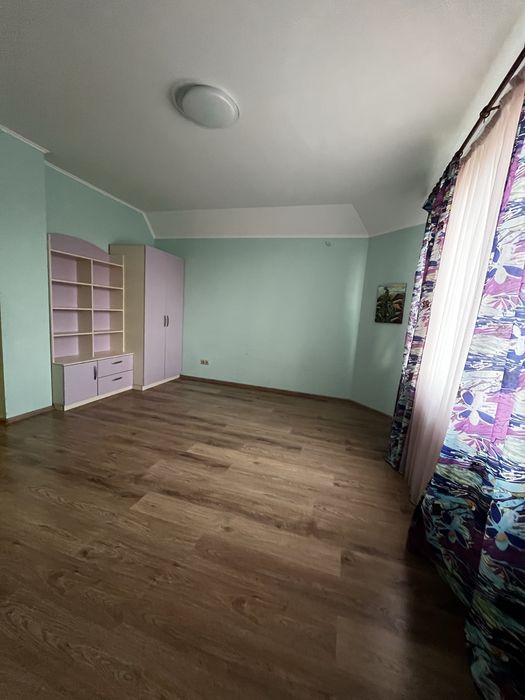 Продам будинок під пансіонат,реабілітаціонний центр.Путровка,Васильків