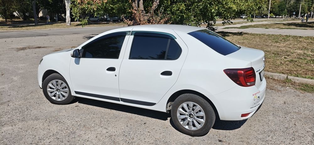 Renault Logan 2019 VIN VF14SRUC462718480 фото оголошення 4 з 8
