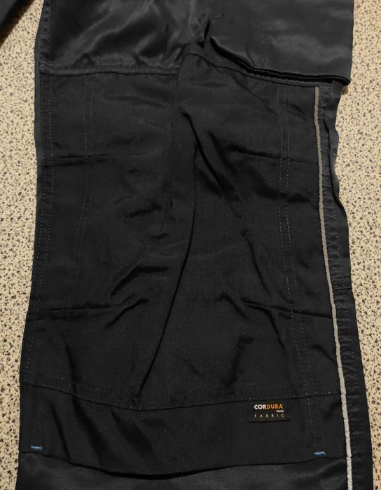 Робочі штани Kone з навісними кишенями. Розмір 52