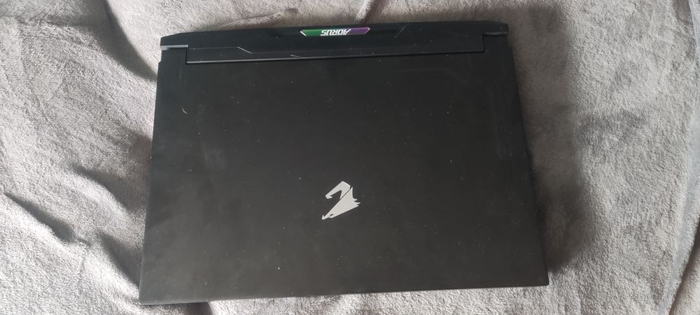Laptop Aurus 15x ASF