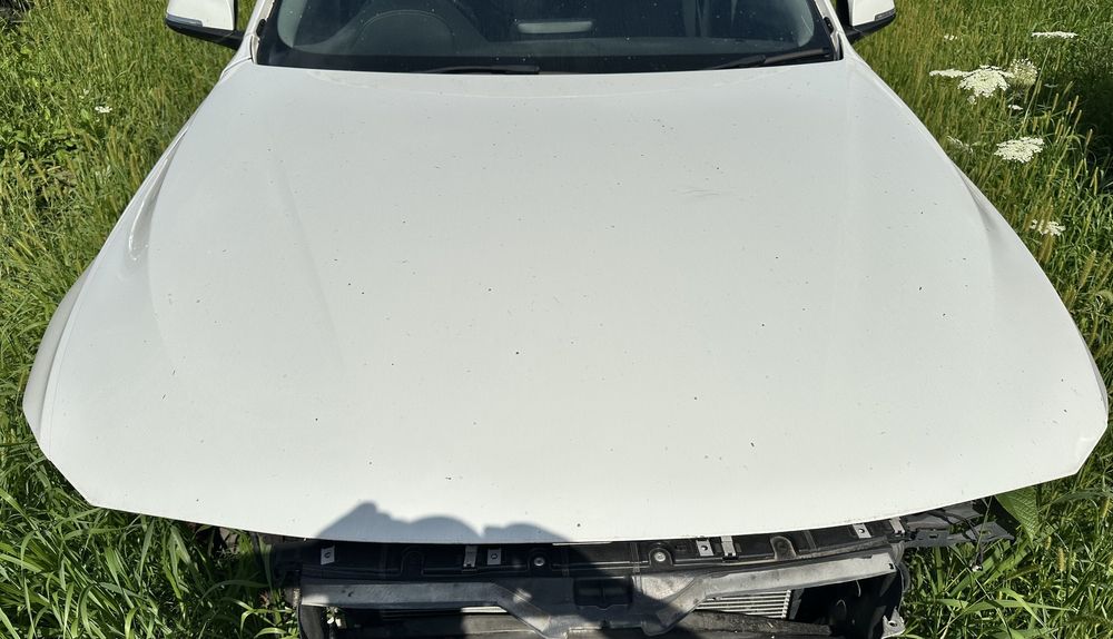 Капот  BMW  F30-31 2017 р