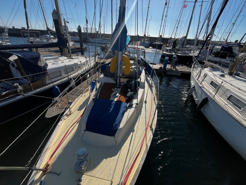 Samphire 29 – Cruzeiro de quilha longa – Mastro e aparelho novos – Solar 300W – AIS – Atualmente a navegar