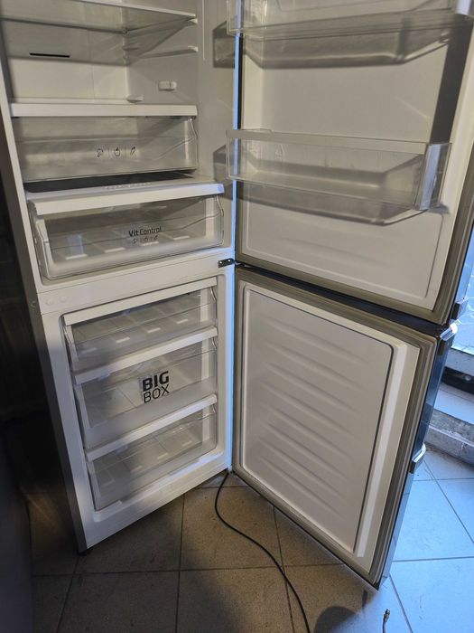 ** lodówka amica **