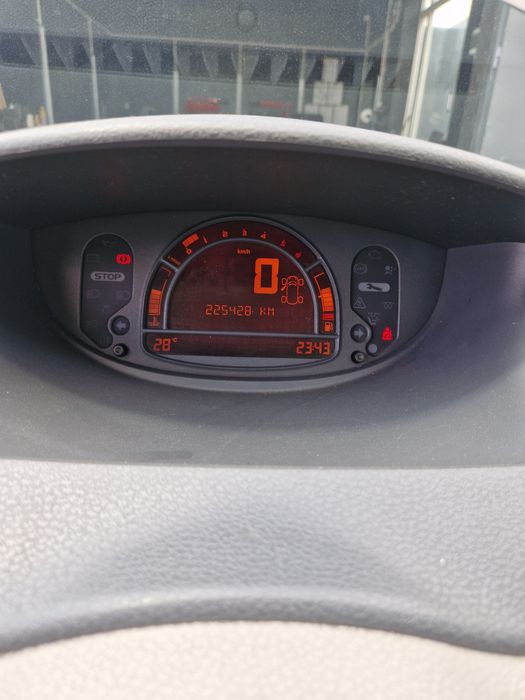 Renault Modus 1.5dci 2003r.