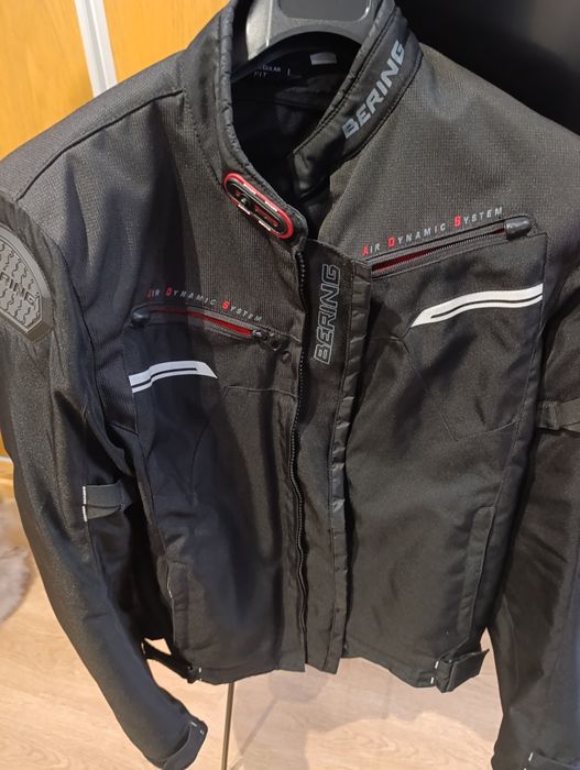 Calças e casaco motard