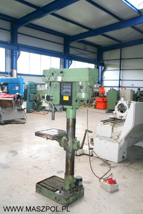 Wiertarka kolumnowa PK 203 - FILM - TRZY SZTUKI