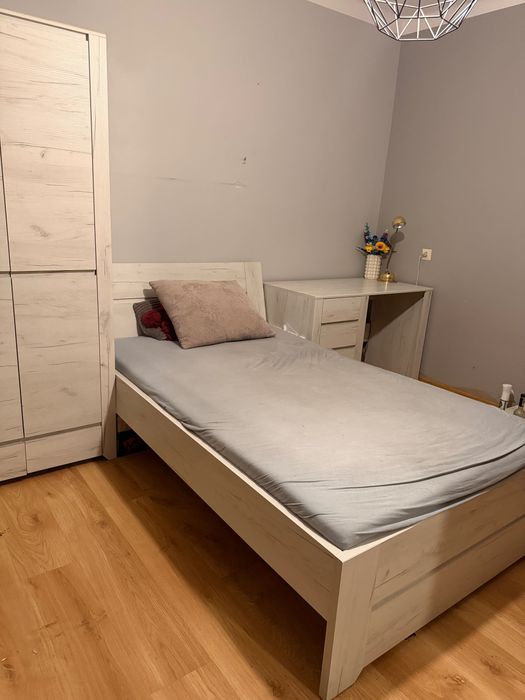 Zestaw mebli młodzieżowych