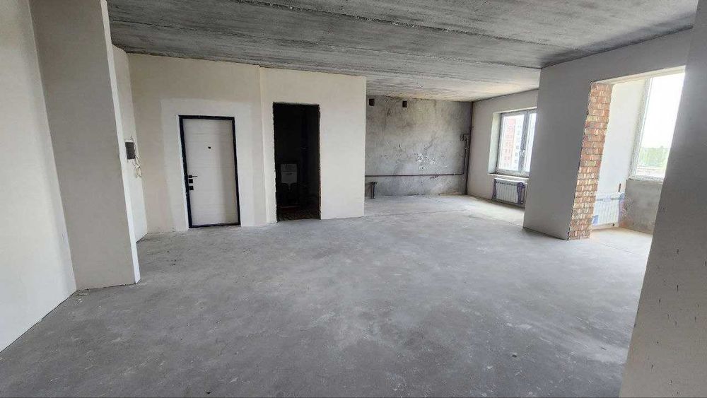 Продаж 3 кімнатна квартира 108.8 м2 з паркомісцем Центр вул Садова / Бедзая ЖК Гранд Делюкс місто Миколаїв