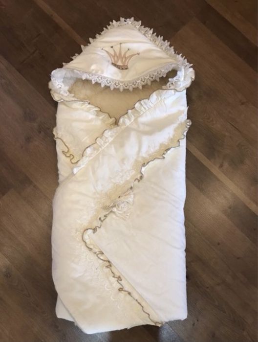 Конверт-одеяло для новорожденного с камнями сваровски на овчине 90*90