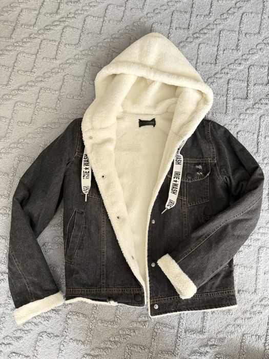 Джинсова куртка з хутром