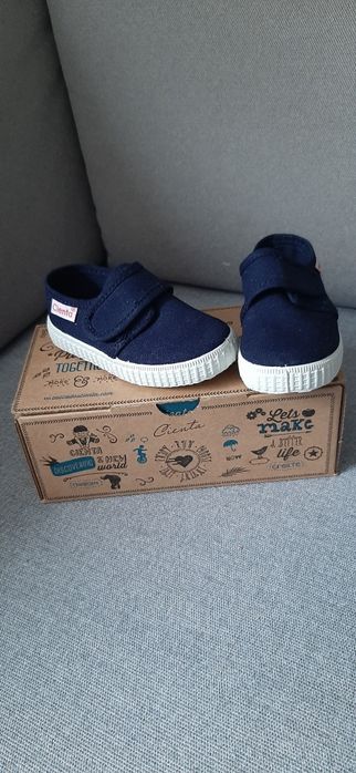 Granatowe Trampki Cienta 20