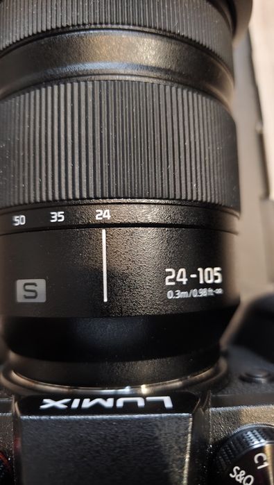 Panasonic Lumix s5D + obiektyw Lumix s 24-105 f4