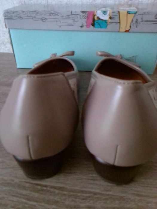 Жіночі туфлі  38 розмір.