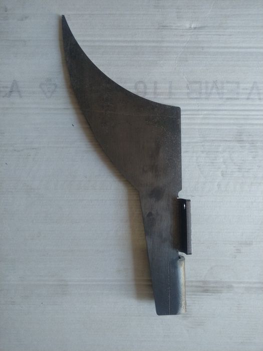 Zgarniacz przyczepy samozbierającej kemper cargo