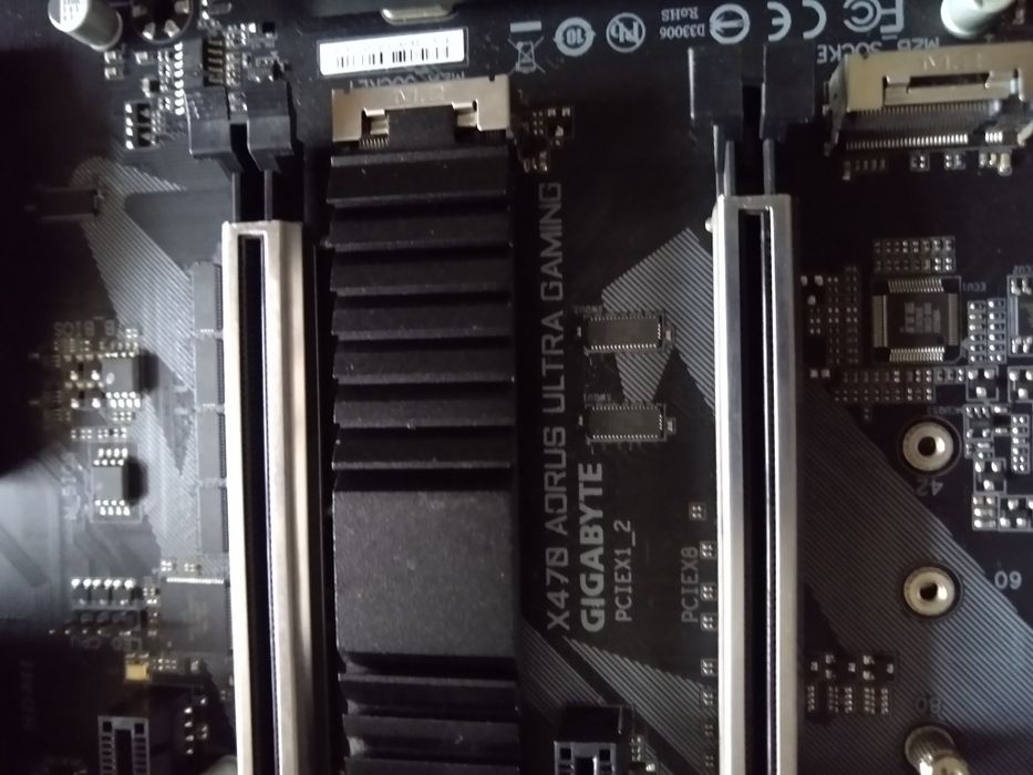 GIGABYTE X470 AORUS Ultra Gaming