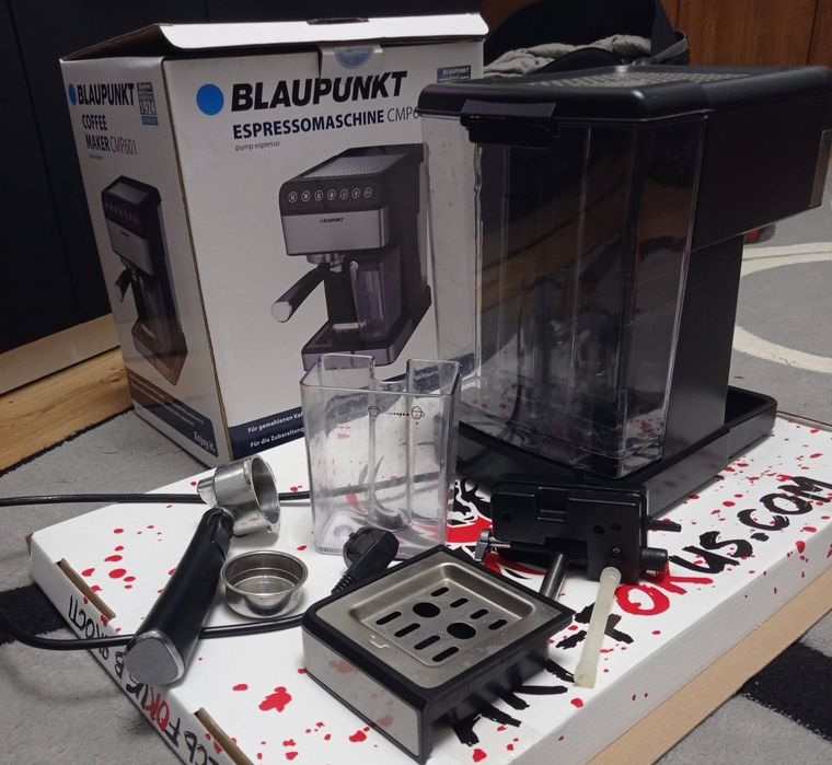 Продам кавоварку BLAUPUNKT