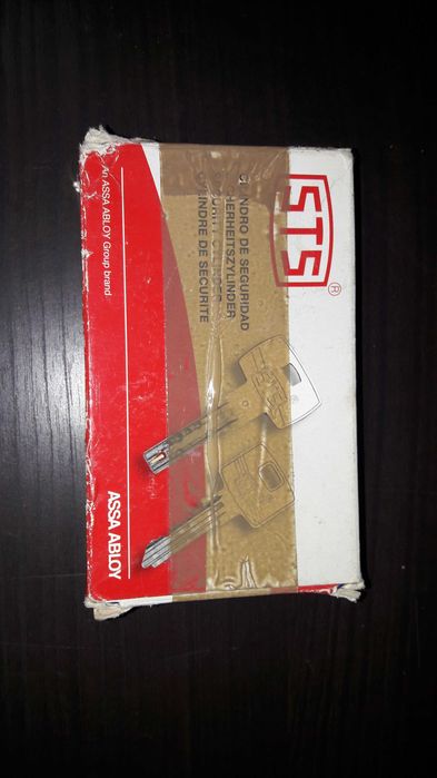 Fechadura STS para Porta de Apartamento