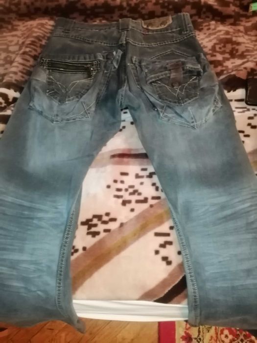 Джинсы Frankie Morello  ОСОБЫЙ СТИЛЬ