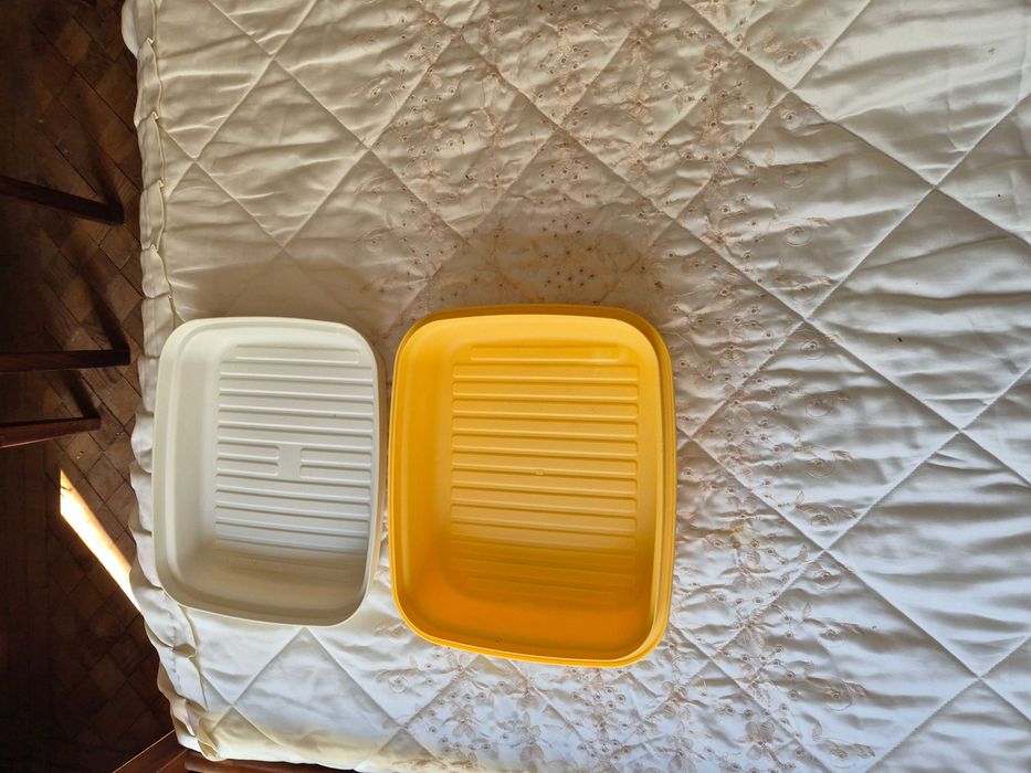 caixa para o pão em plástico compacto ideal para  conservação do mesmo
