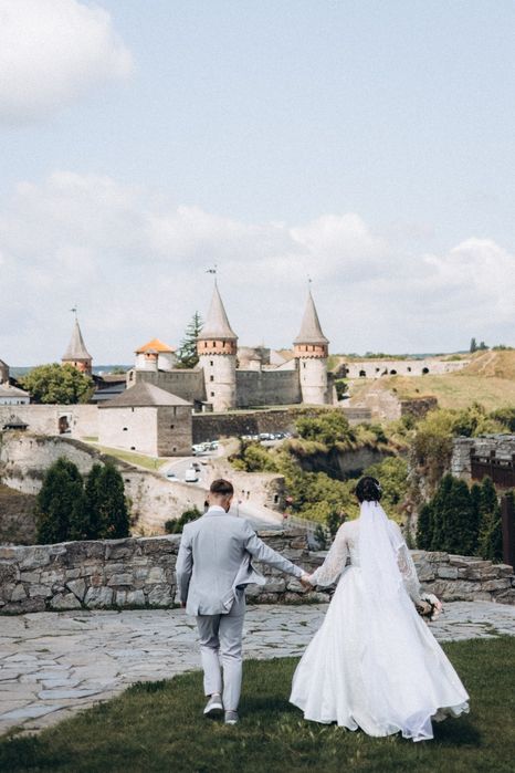 Продам весільне плаття