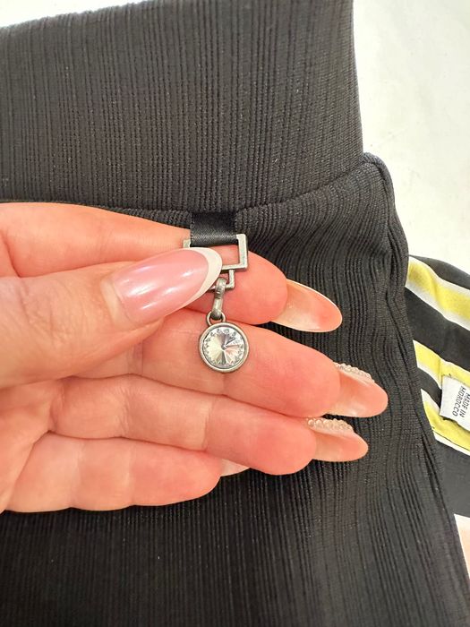 Papaya чорні брюки кльош в рубчик, трикотажні штани палаццо на резинці