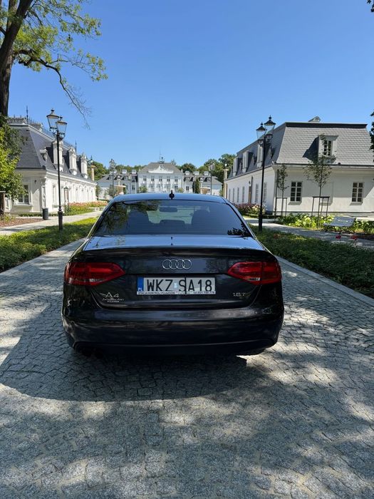 Audi A4 Limousine