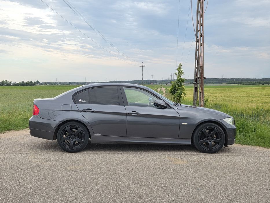 BMW 3. 2008 E90   177KM