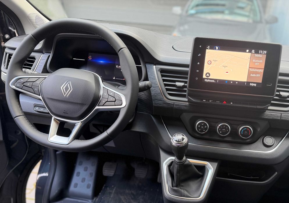 Wynajem busa 9 osób - Renault Trafic 2.0 dCi 150KM L2H1 2025