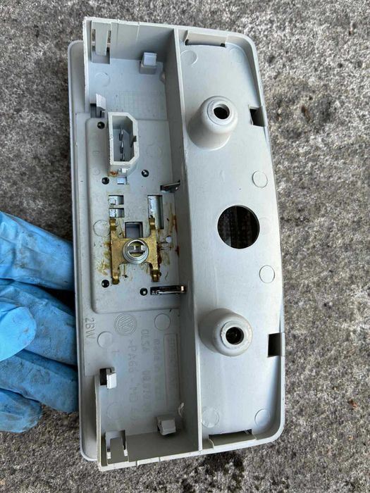 lampka podsufitki oświetlanie wnętrza vw volkswagen fox polo golf