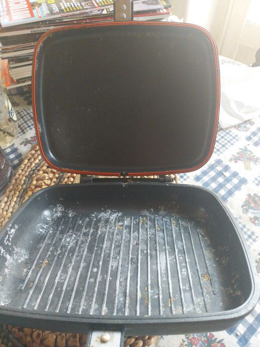 Frigideira/grelhador de dupla face