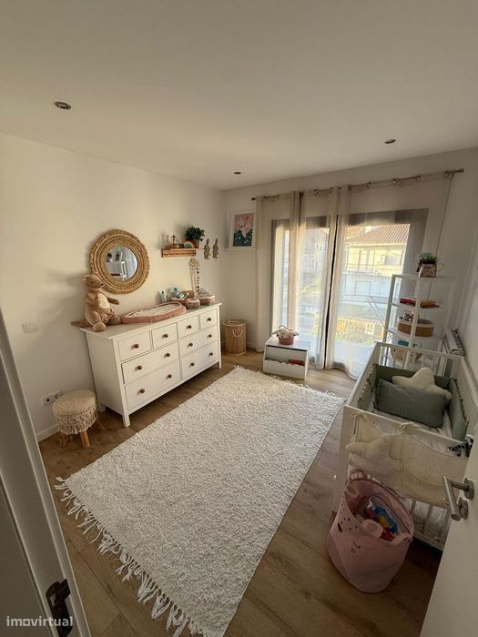 T3 com 2 casas de banho e garagem em Leiria