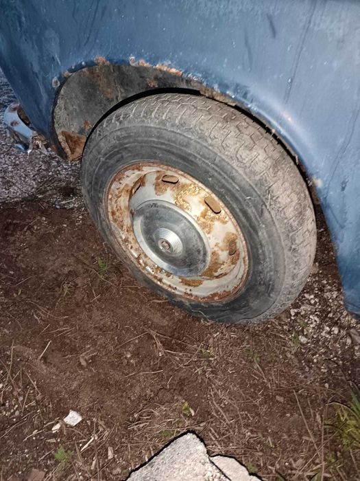 Clássico antigo Peugeot 204 1.1