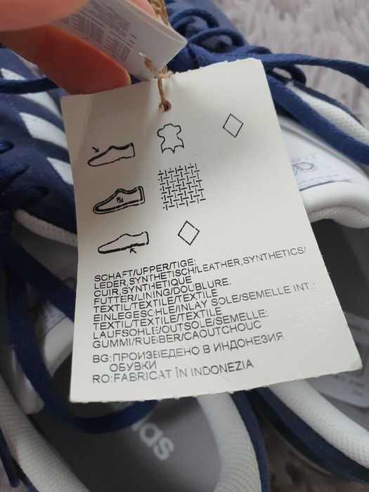Nowe granatowe tenisówki Adidas zamsz i skóra 40 2/3