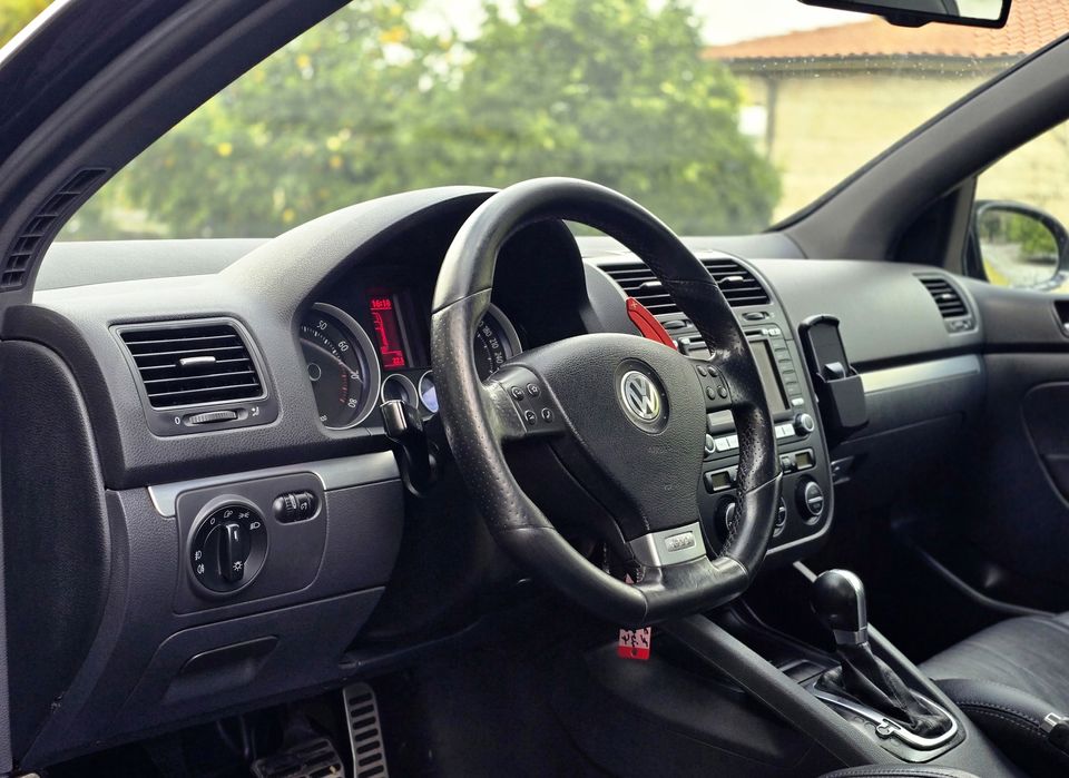 Volkswagen Golf 5 GTI DSG LOOK R32 SELO BARATO