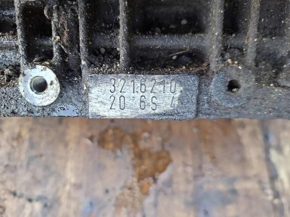 Blok silnika wał korbowody tłoki BMW M52tub20 e46 320i 150 koni