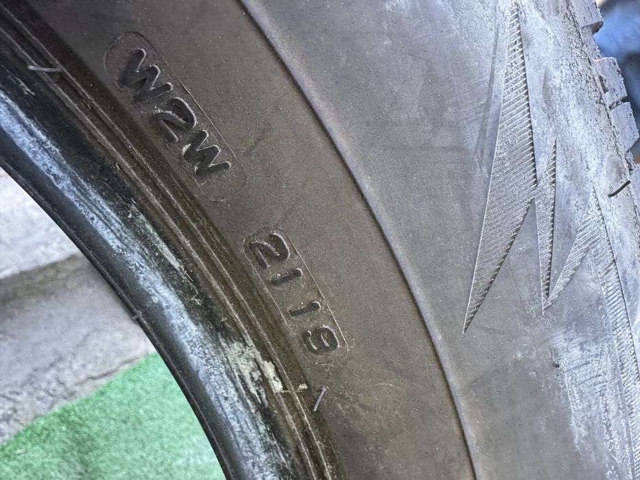 Шини Bridgestone 225/65r17 Комплект зима склад б/у