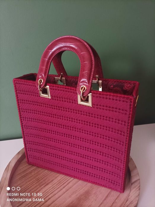 Torebka ręcznie robiona